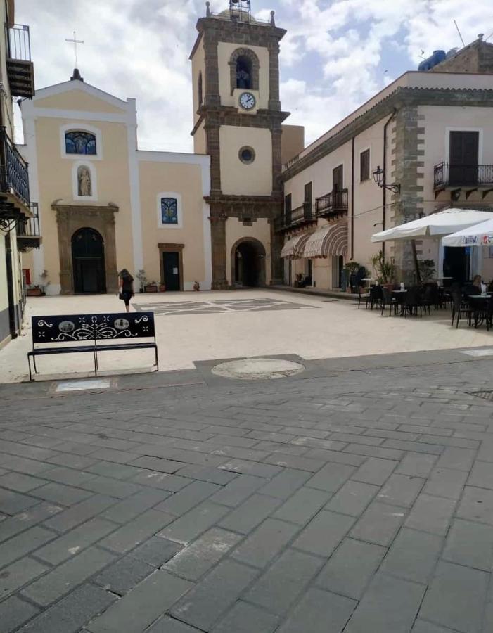 The Palace B&B And Apartments Santo Stefano di Camastra Εξωτερικό φωτογραφία