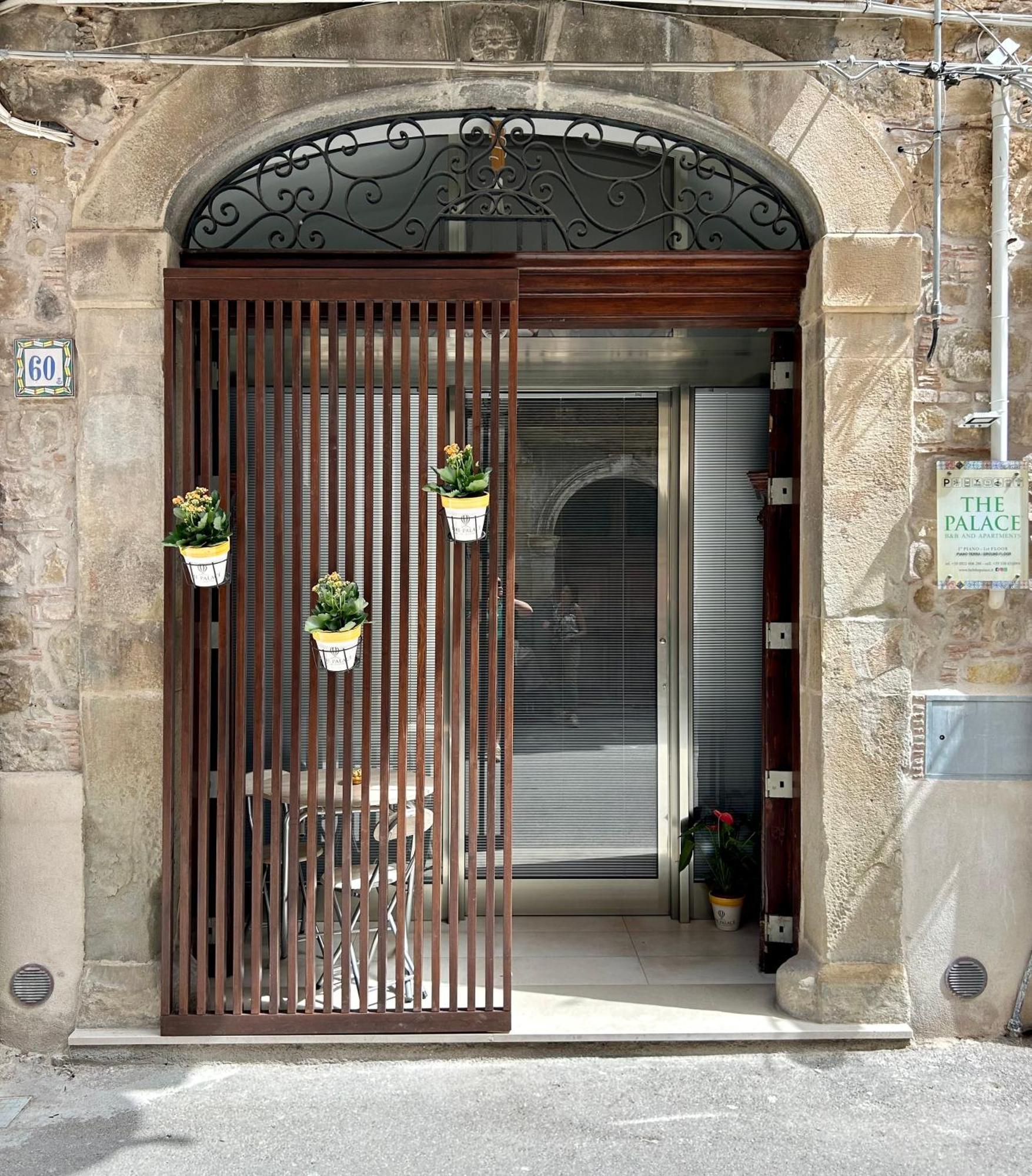 The Palace B&B And Apartments Santo Stefano di Camastra Εξωτερικό φωτογραφία